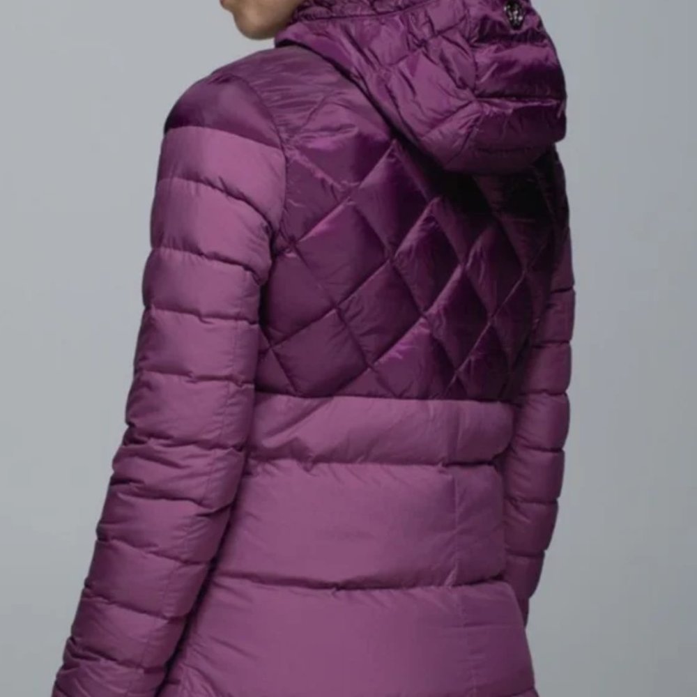 Lululemon Fluffin Awesome Down Puffer Jacket in Plum, Sz 4 - Picture 2 of 6